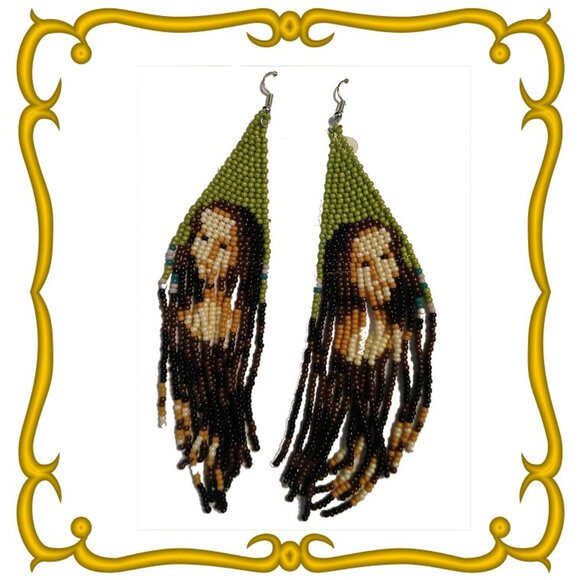 Beaded Mona Lisa Dangle Earrings Art - Picture 1 of 4